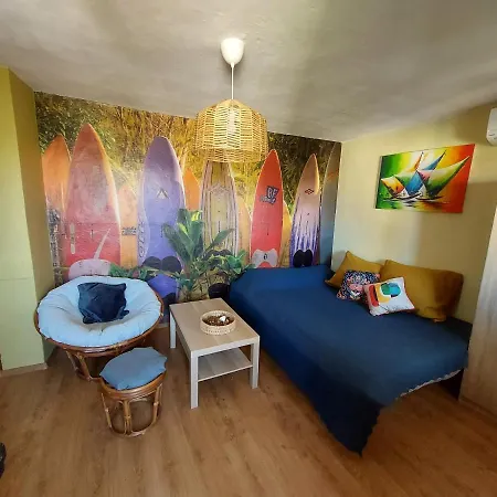 Surf House Apartament *